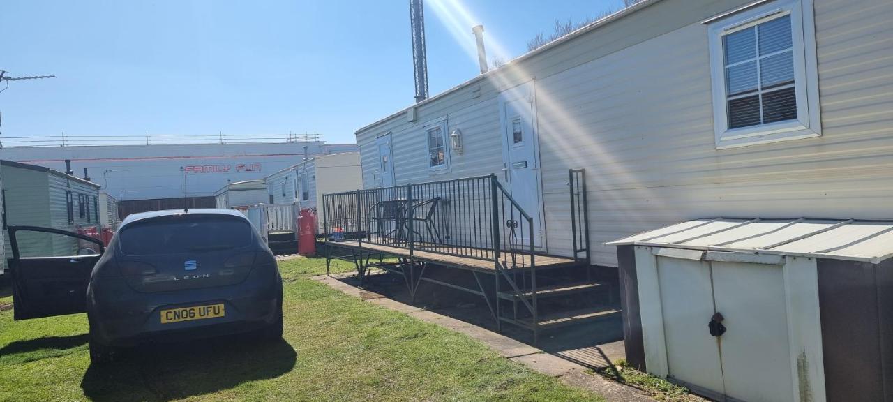 8 Berth Caravan Direct Beach Access Ingoldmells Dış mekan fotoğraf